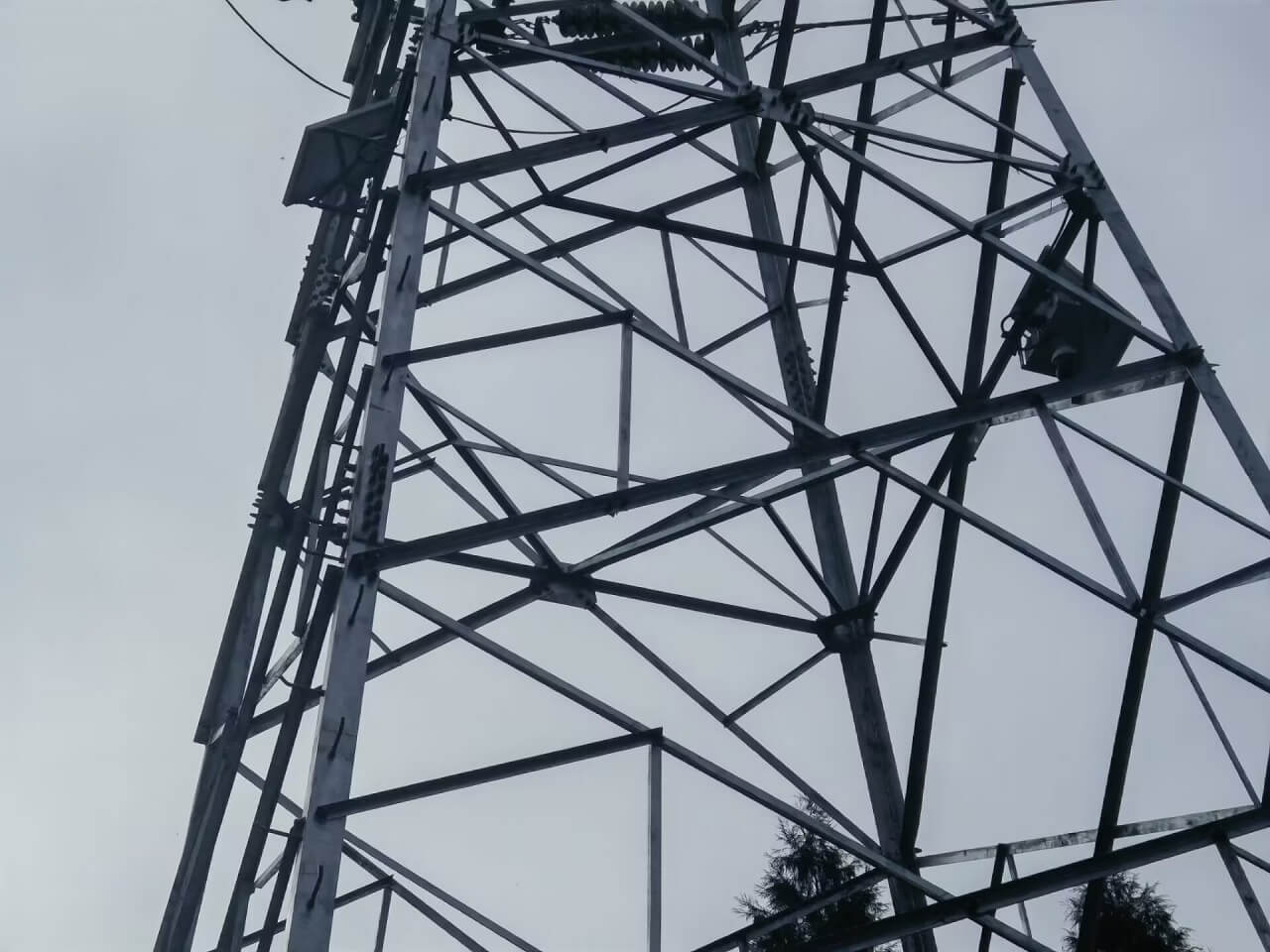 特力康架空输电线路视频在线监测装置,筑牢四川电力监控防线